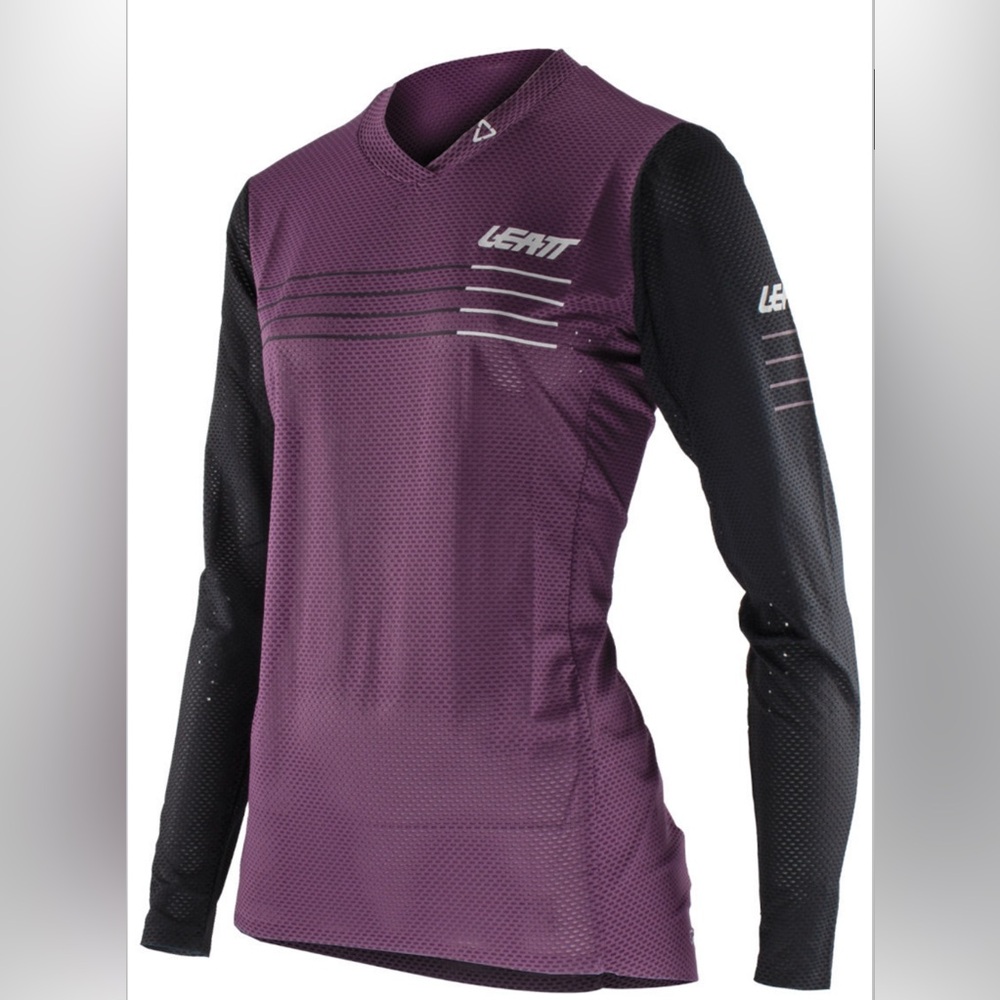 Women's Purple and Black Top